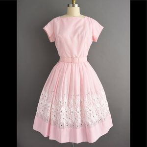 vintage 1950s | Adorable Pink Cotton dress